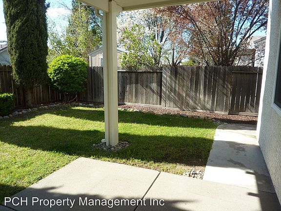 4th image of 146 Oxburough Dr