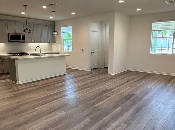 5706 Westmont Ln, Whittier, CA 90601