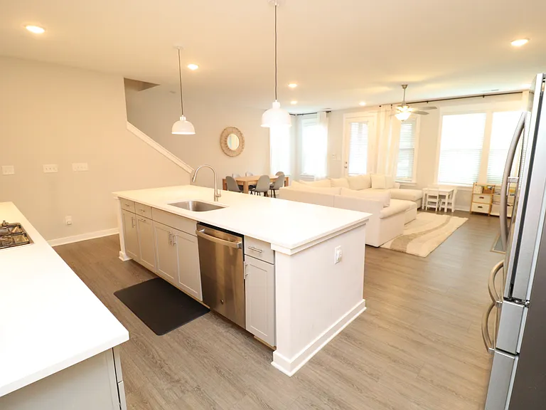 2151 Maggie Valley Dr — Photo 13