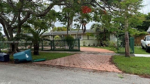 2nd image of 6081 SW 109th Ct