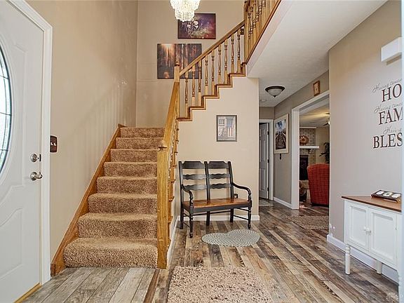 3rd image of 941 Wenlock Ct