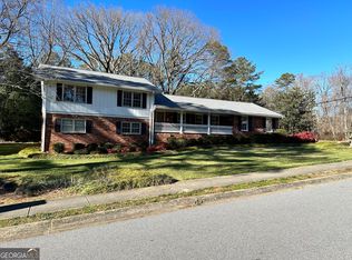 2722 Gleneagles Dr, Tucker, GA 30084