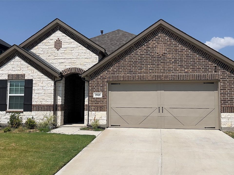 1st image of 2521 Moser Ln