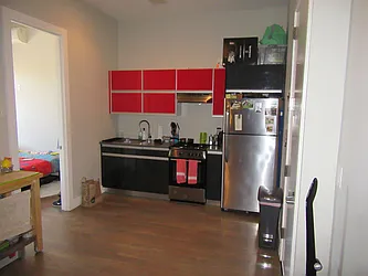 Rented by Lucky Apt Inc