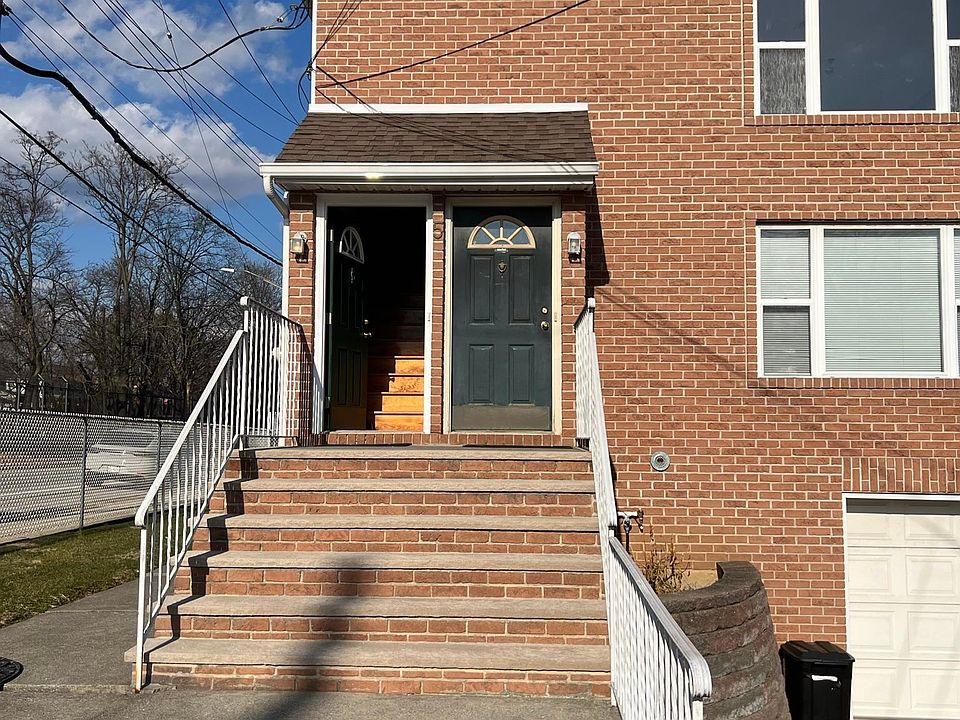 1st image of 5 Princeton Ave Floor 2
