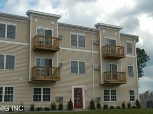 103 Fulton St UNIT 8, Woonsocket, RI 02895