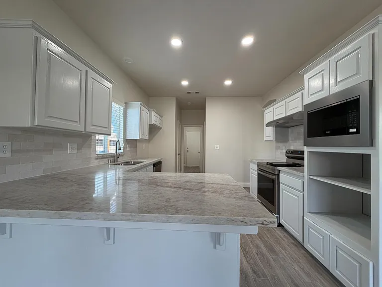 2128 E Saint Andrew Dr — Photo 9
