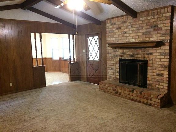5th image of 1204 Tanglewood Ct
