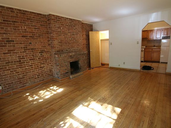 4th image of 147 W 78th St APT 1A