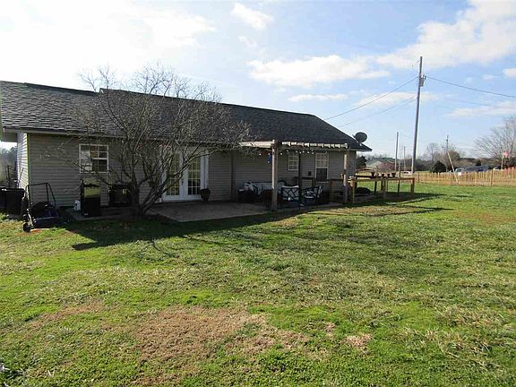 5th image of 677 Ross Dr