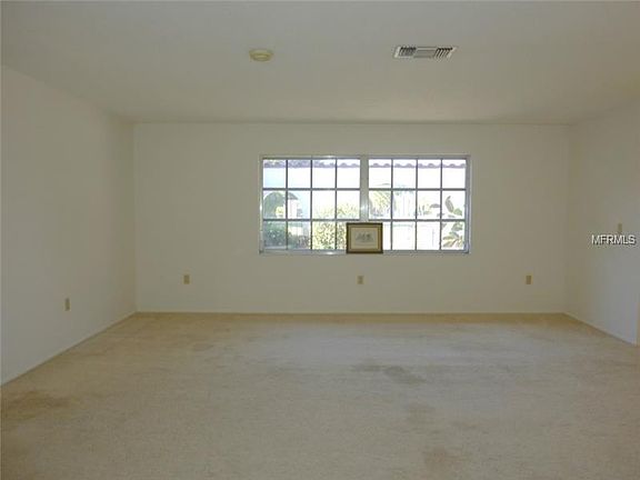 3rd image of 1637 Shamrock Blvd