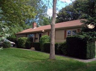 500 Wolcott Ave, Middletown, RI 02842