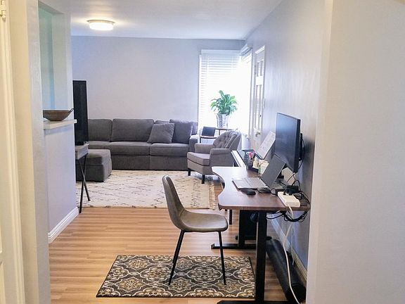 4th image of 5104 E Livingston Dr APT C