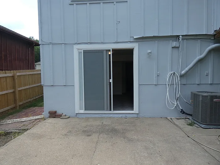 5901 Creek View Dr — Photo 20