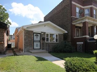 7447 S Champlain Ave, Chicago, IL 60619