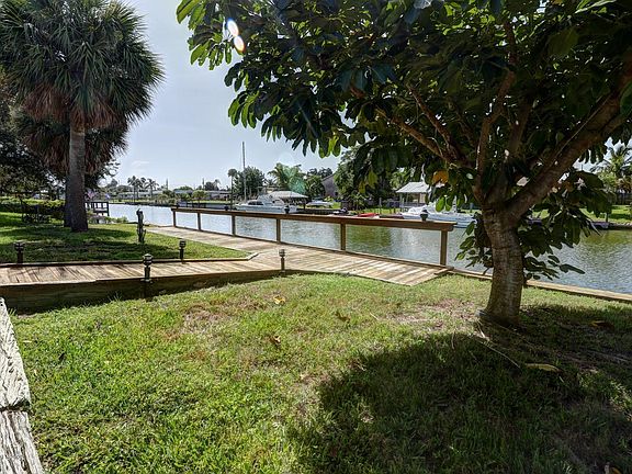5th image of 435 Barrello Ln