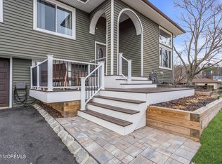 7 Apache Drive, Toms River, NJ 08753