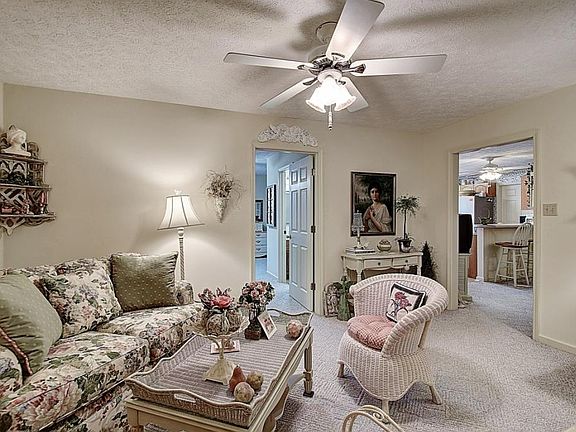 5th image of 201 Milsap St Unit 20