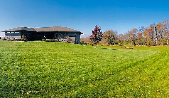 5th image of 3131 Skyline Dr