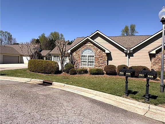 2nd image of 919 Eagle Rd