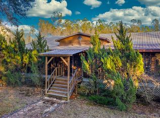 11 Bridge Lake Rd, Carriere, MS 39426