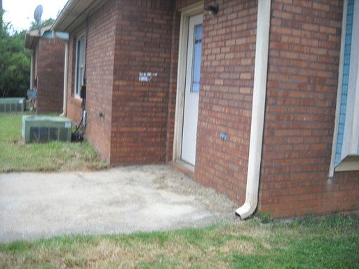 5th image of 2127A Hickory Bnd SE