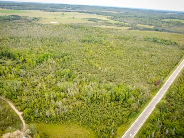 6932 E Houghton Lake Rd, Merritt, MI 49667
