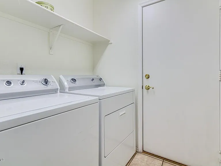 519 W Bluefield Ave — Photo 12