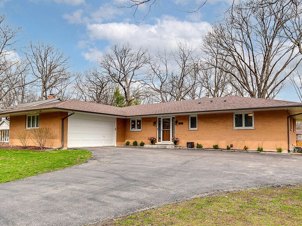1st image of 15428 W Wildwood Ct