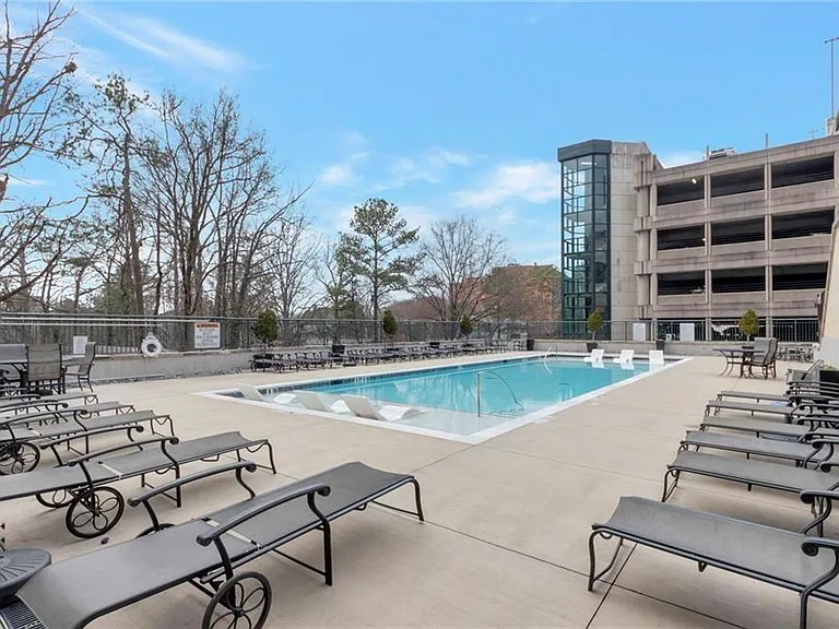 3040 Peachtree Rd NW #813 — Photo 27