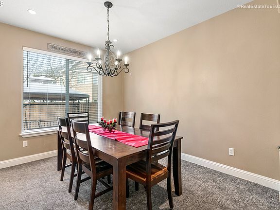 5th image of 2814 NE 183rd Ct