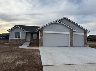 2333 S Saddle Cir, Wichita, KS 67235