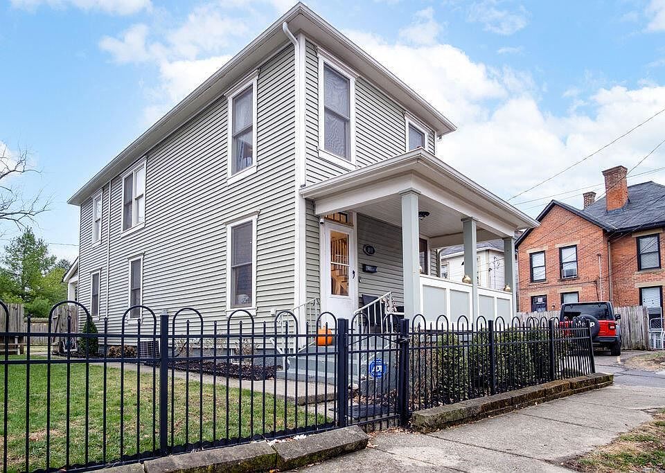 1st image of 141 Detroit Ave