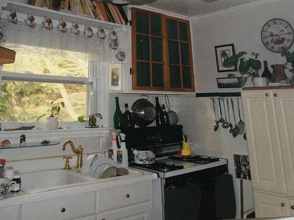 1st image of 115 Adams Dr