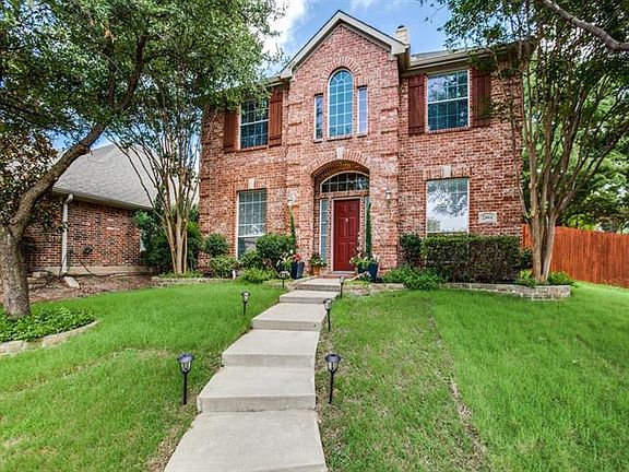 2nd image of 15664 Forest Creek Dr
