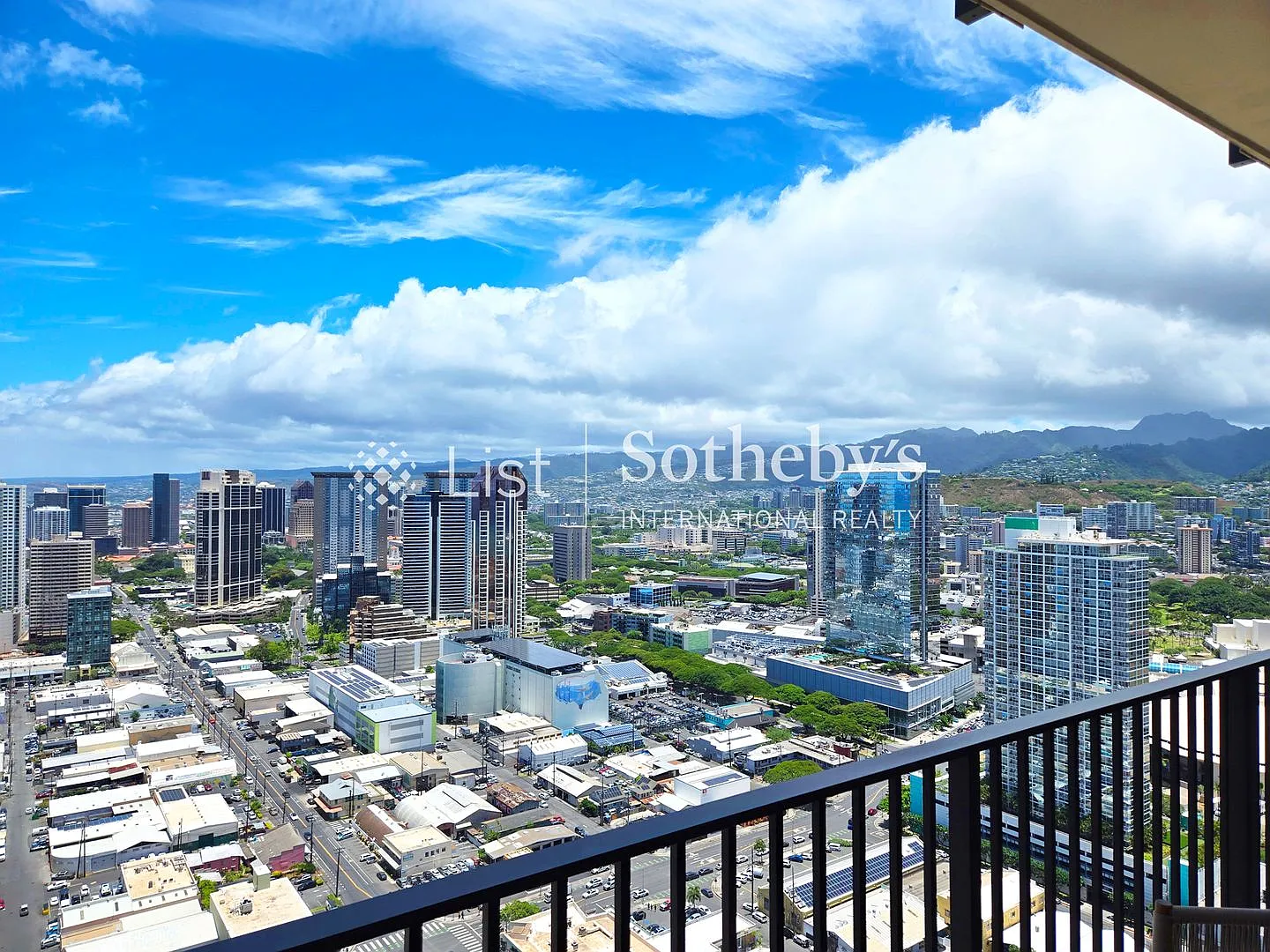 Aalii #4003 | Honolulu, HI — Photo 2