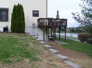 820 Poplar Ct #820, Flemington, NJ 08822
