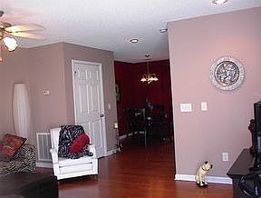 4th image of 1809 W Lakeview Dr APT 27