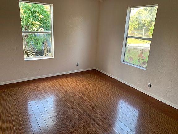 4th image of 12409 Spottswood Dr