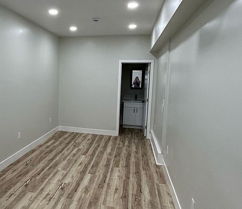3rd image of 4136 Georgia St #8