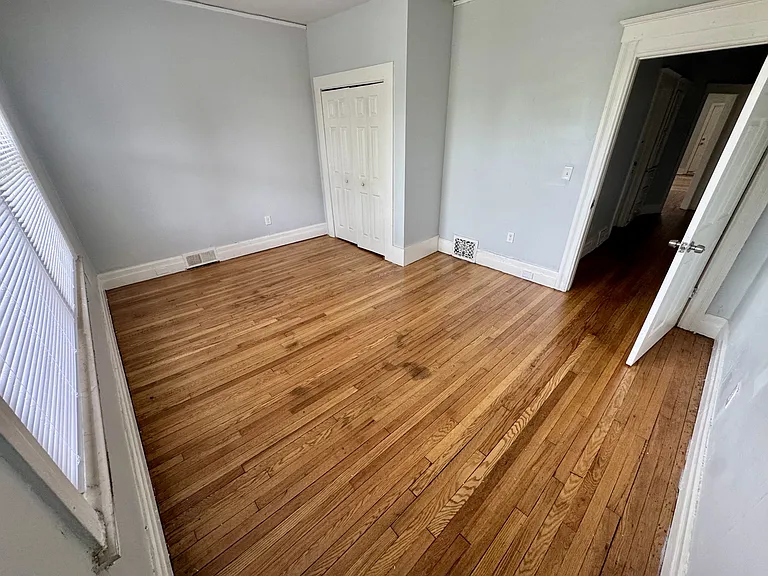 226 Kenilworth St #2 — Photo 8