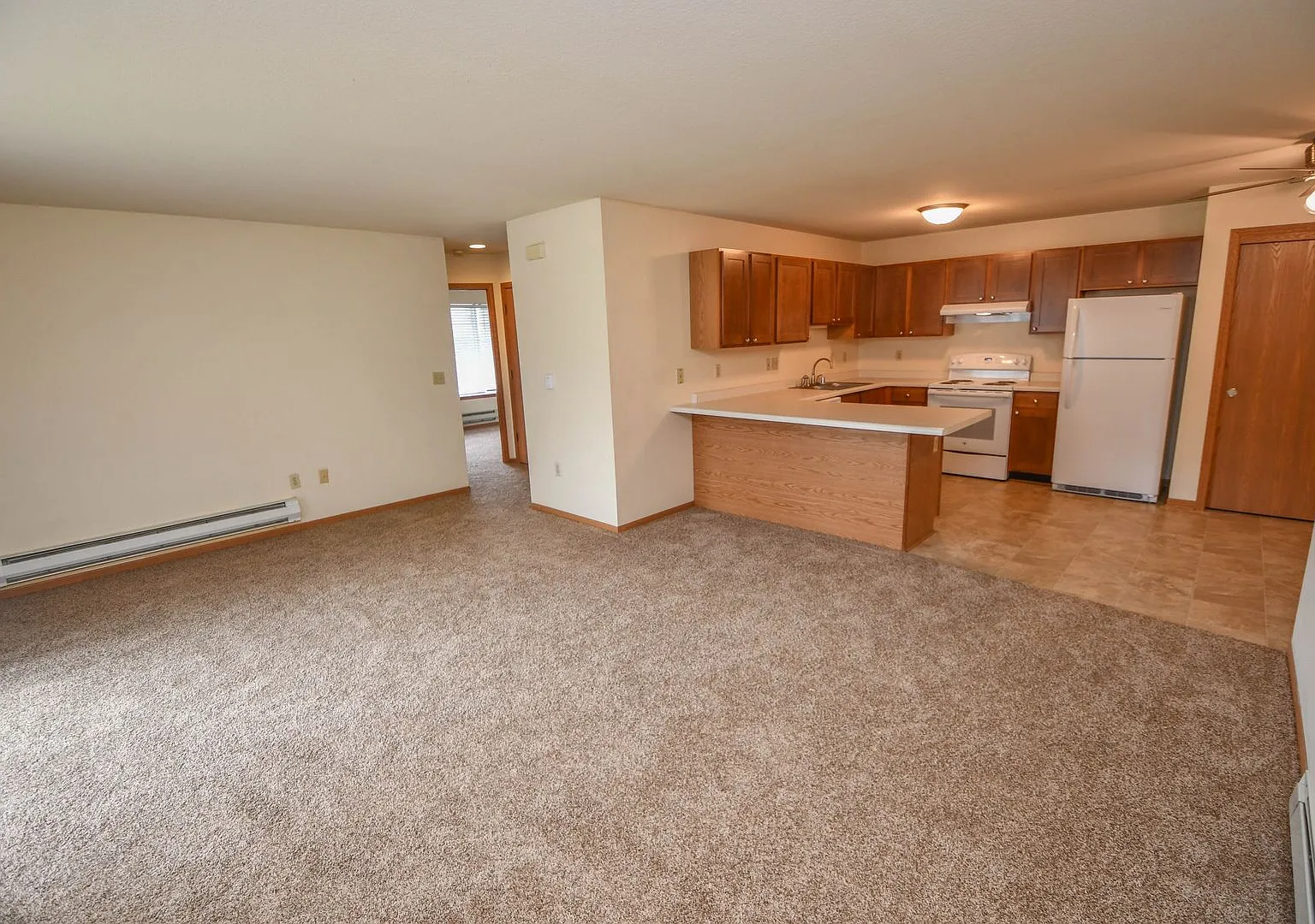 Deer Creek Apartments 3 — Photo 2