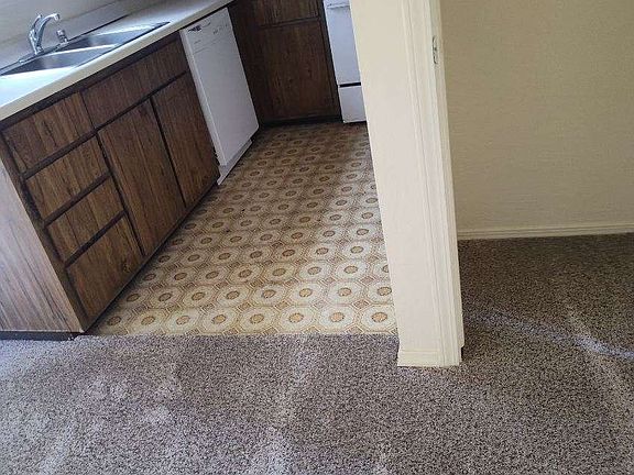 5th image of 1808 Father Sky St NE #D