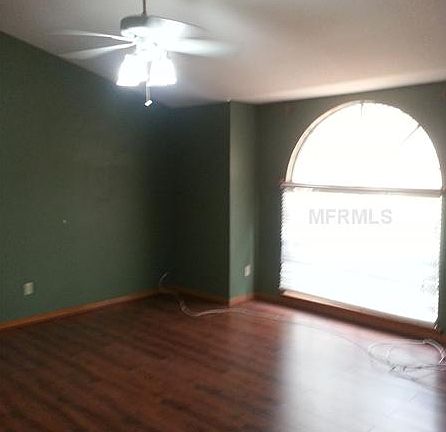 5th image of 2201 Essex Dr