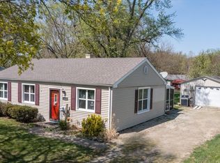 115 Berry Rd, Marquette Heights, IL 61554