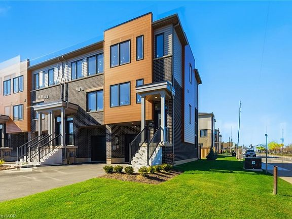 2nd image of 15B Bingham Rd