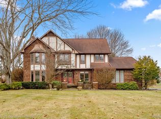 5791 Tipperary Cres, Ann Arbor, MI 48105