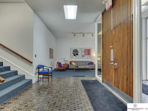 3rd image of 500 S 37th St APT 402