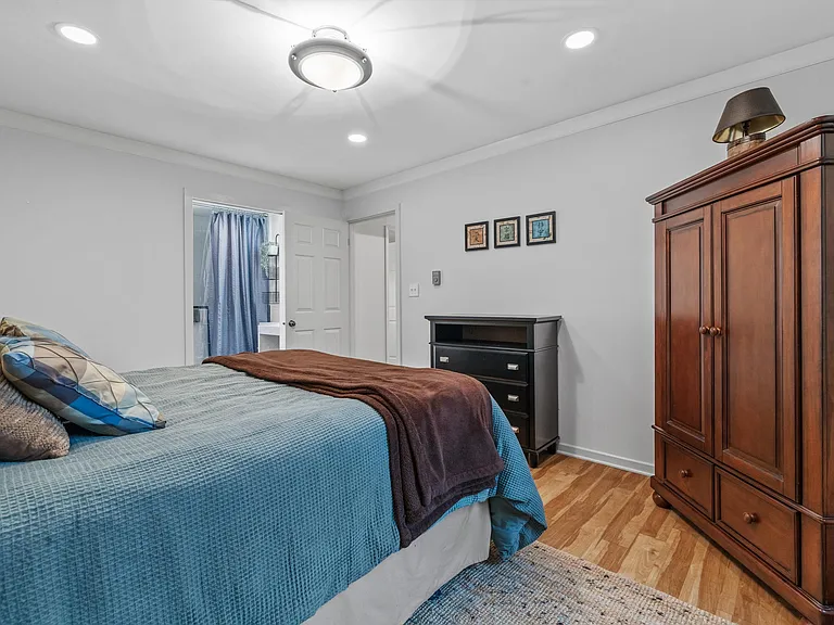 1435 Pheasant Run Dr #101 — Photo 22