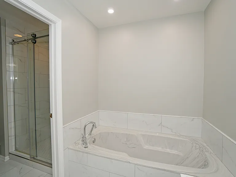 229 Willow Pkwy — Photo 15